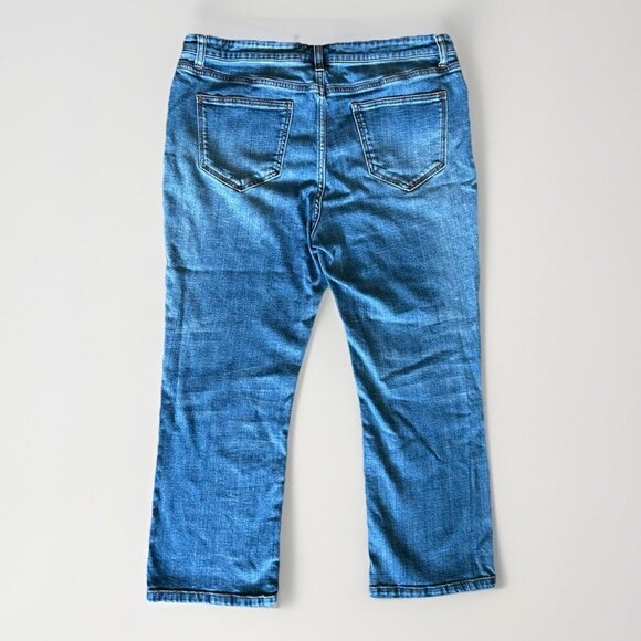 Who What Wear Jeans Embroidered Capri Crop Medium Wash Vintage Women’s Size 14 - Picture 2 of 10